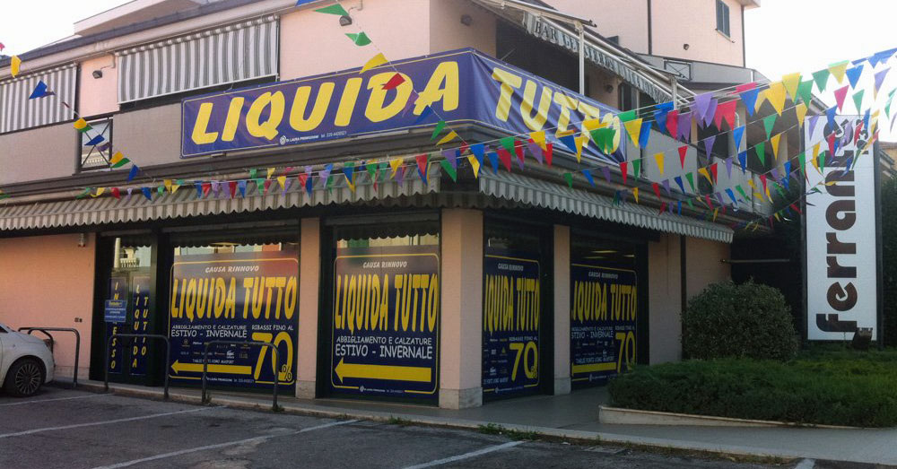 Liquidazione totale per rinnovo locali.